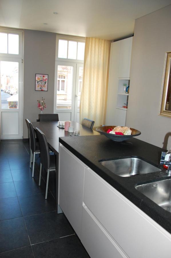 Iconique Bv Appartement In Hartje Ieper Экстерьер фото